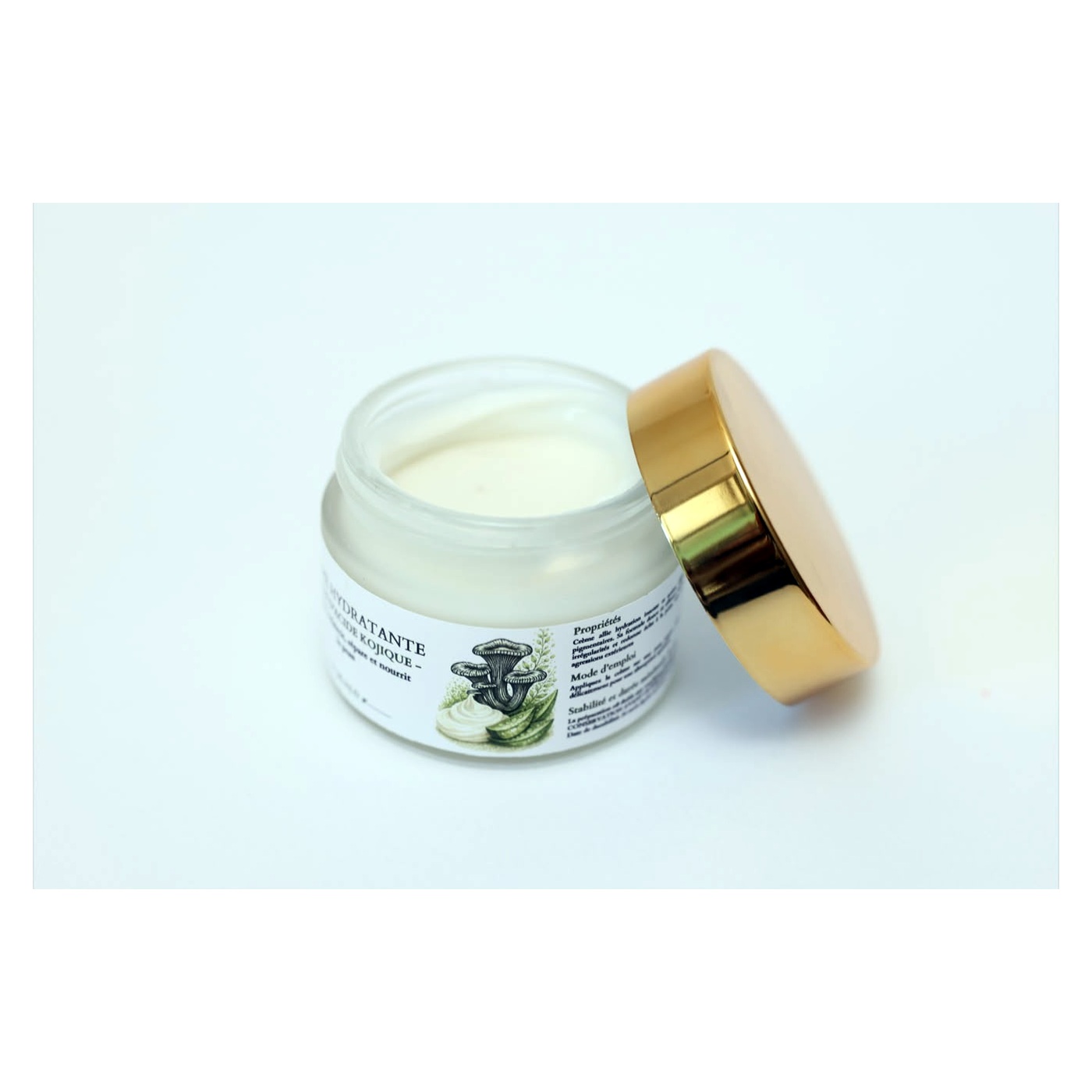 Pot ouvert de la Crème Hydratante Kojivine et sa texture